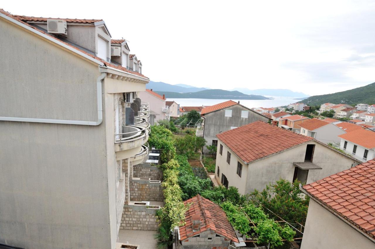 Hotel Lav Neum Buitenkant foto