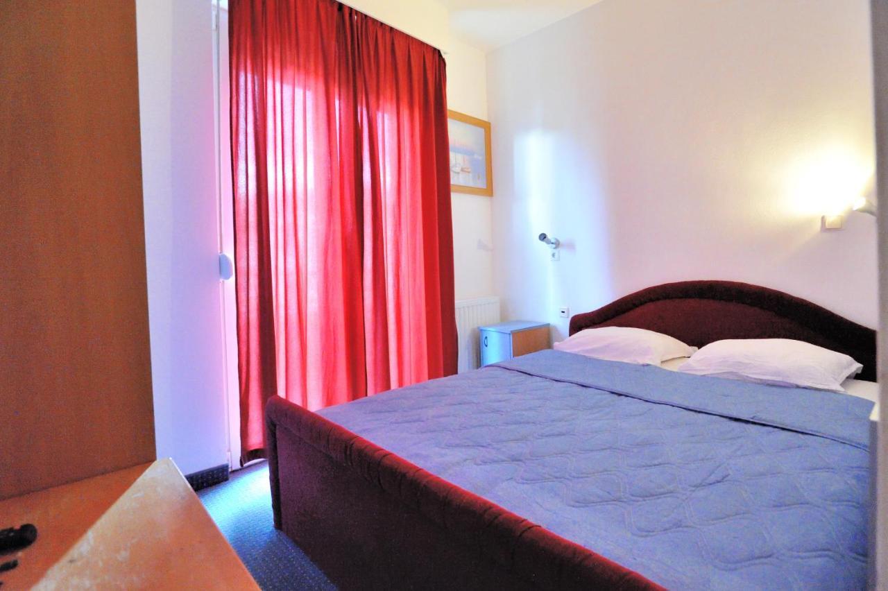 Hotel Lav Neum Buitenkant foto