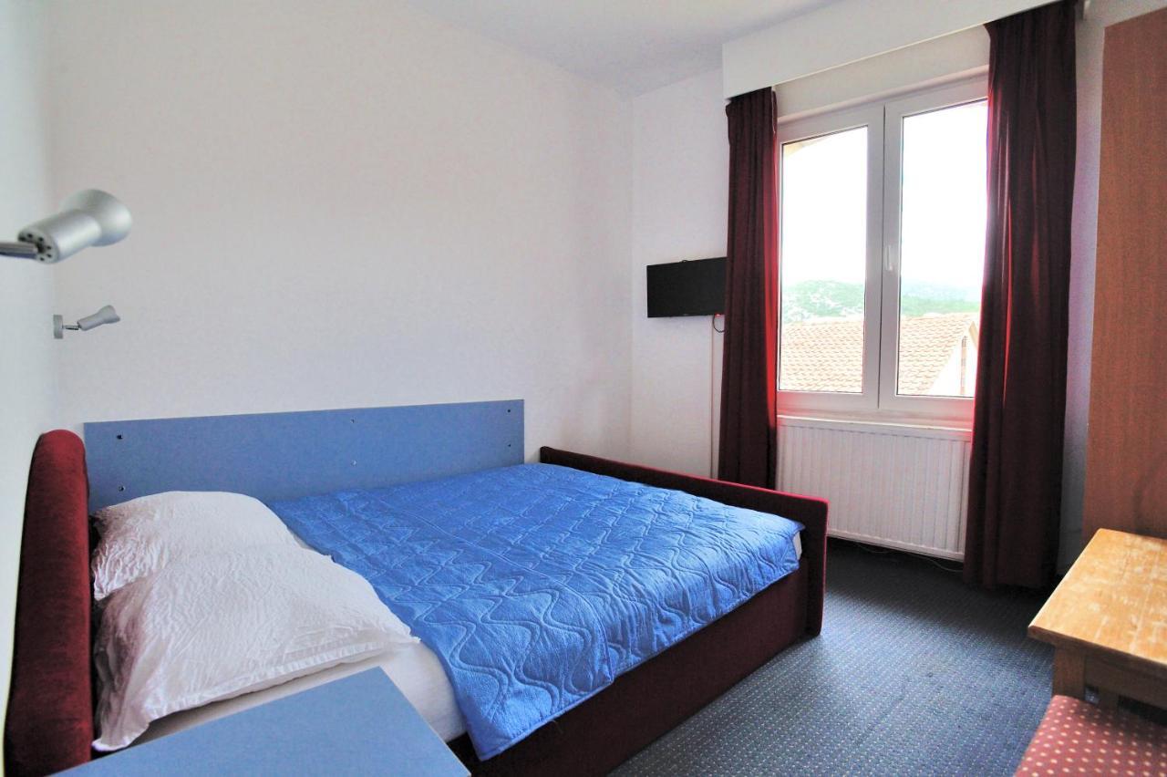 Hotel Lav Neum Buitenkant foto