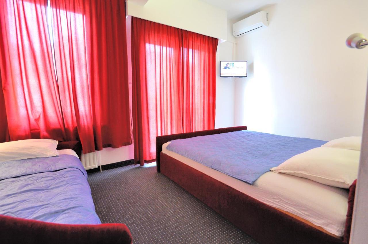 Hotel Lav Neum Buitenkant foto