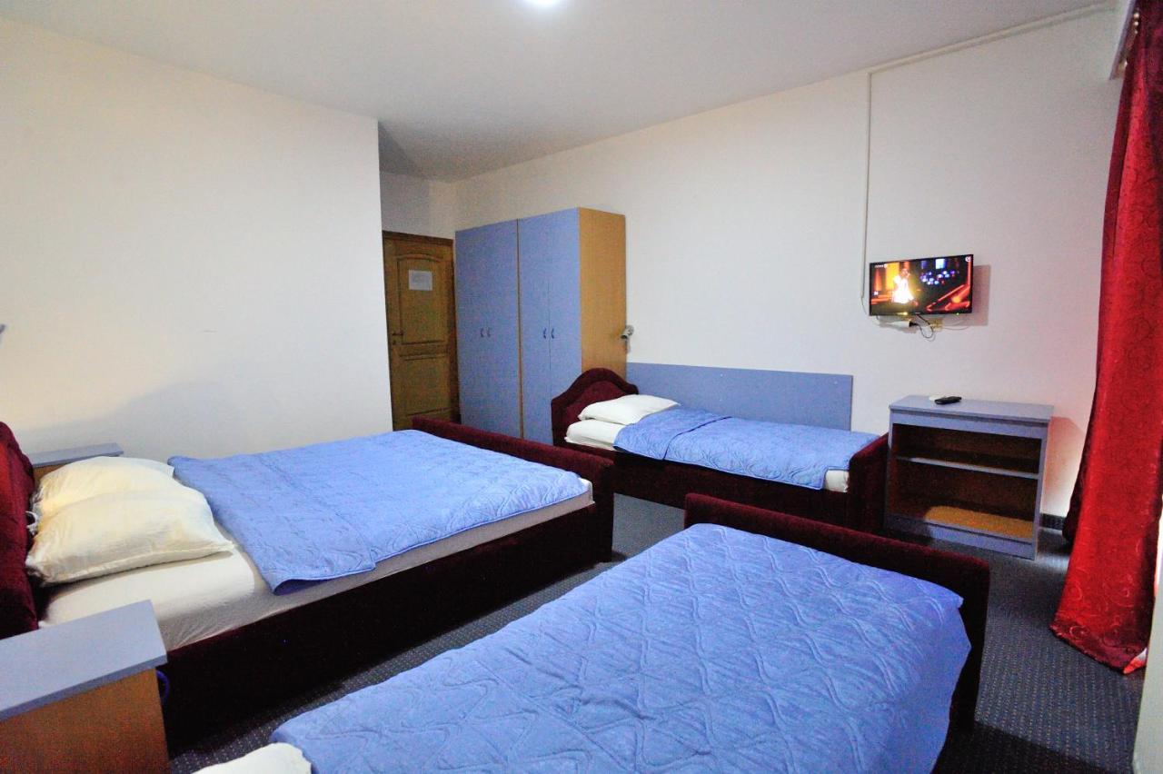 Hotel Lav Neum Buitenkant foto