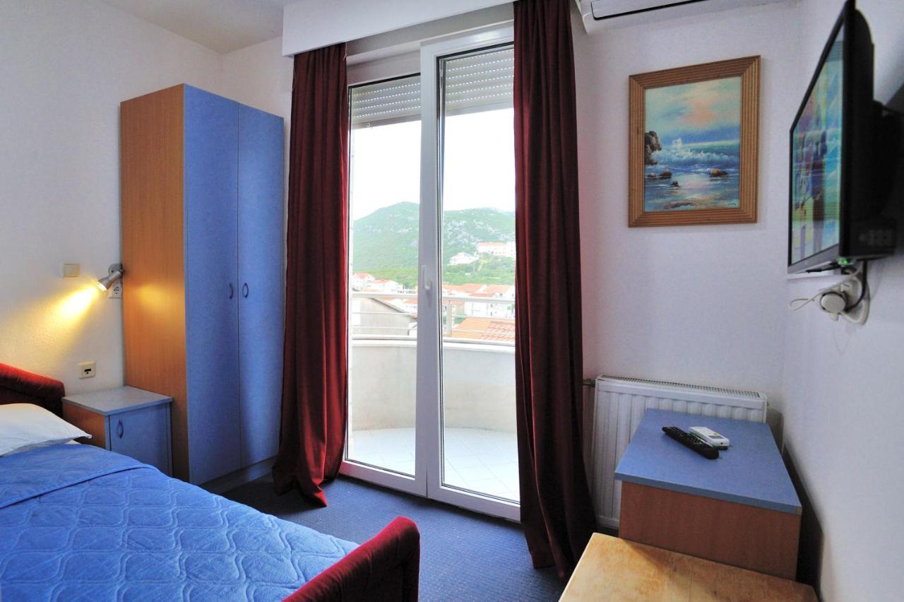 Hotel Lav Neum Buitenkant foto