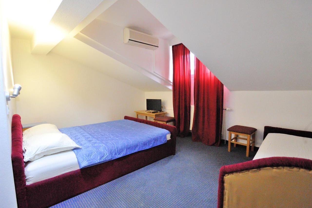 Hotel Lav Neum Buitenkant foto