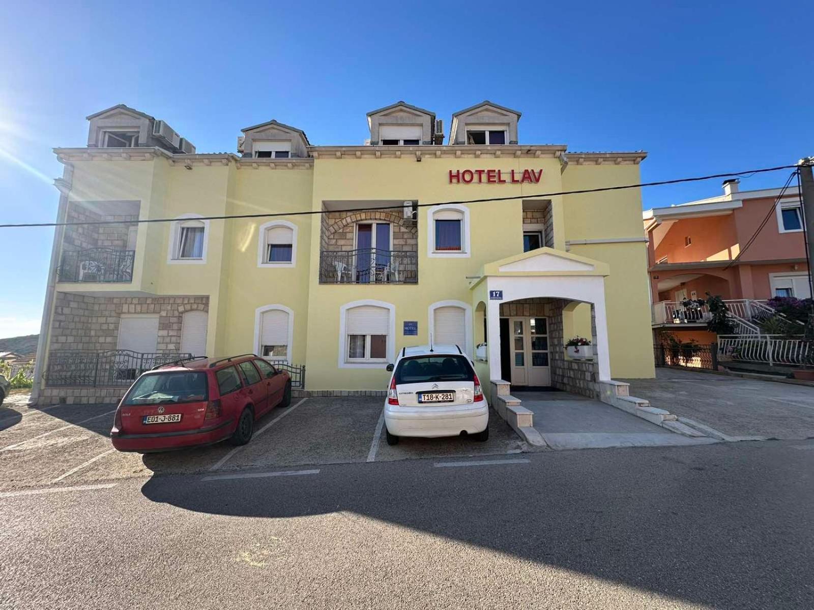 Hotel Lav Neum Buitenkant foto